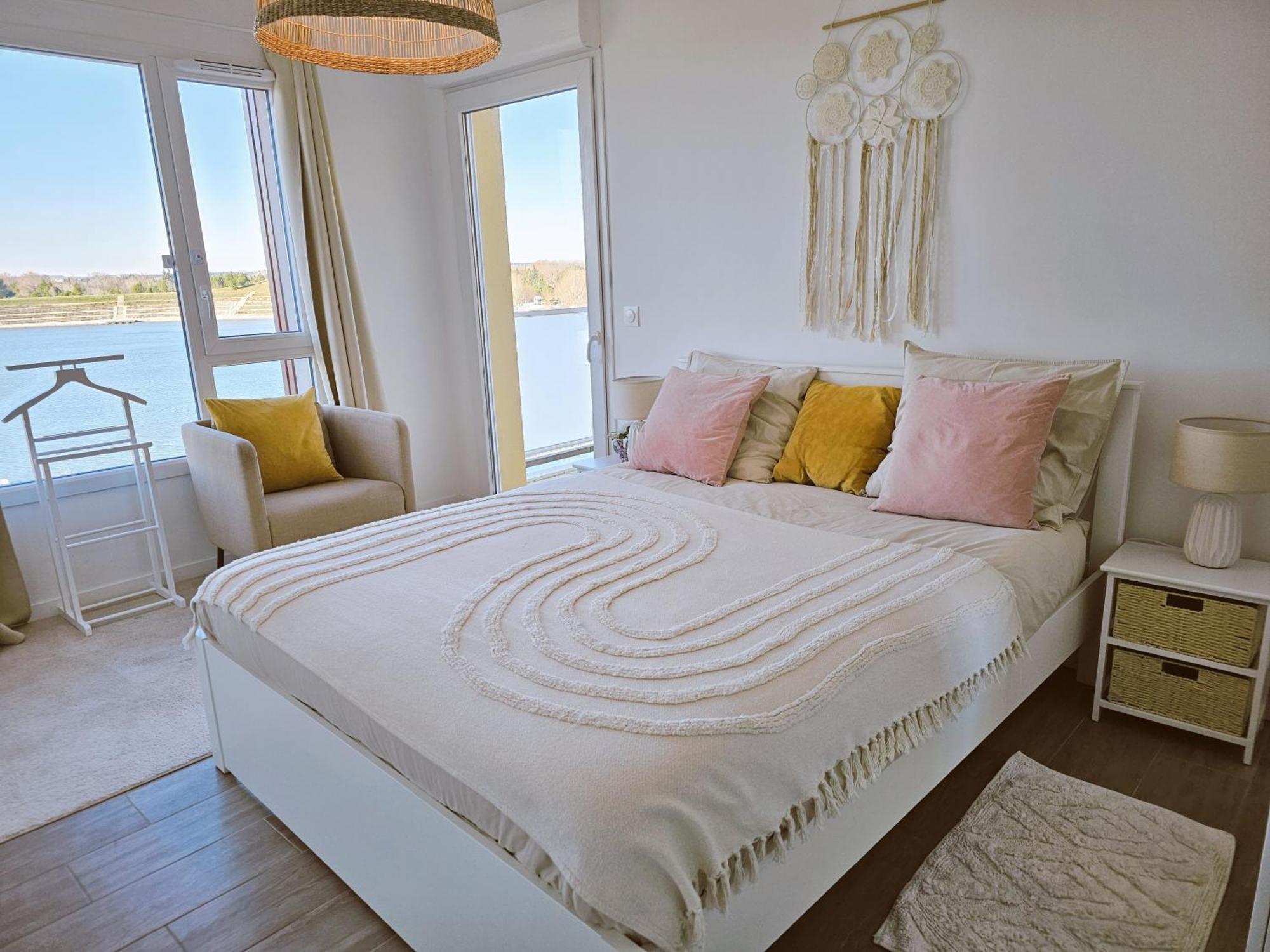 Lakeside Provence - Appartement Classe 4 Etoiles, Vue Sur Le Lac, Parking Sous-Sol, Double Clim มงโตซ์ ภายนอก รูปภาพ