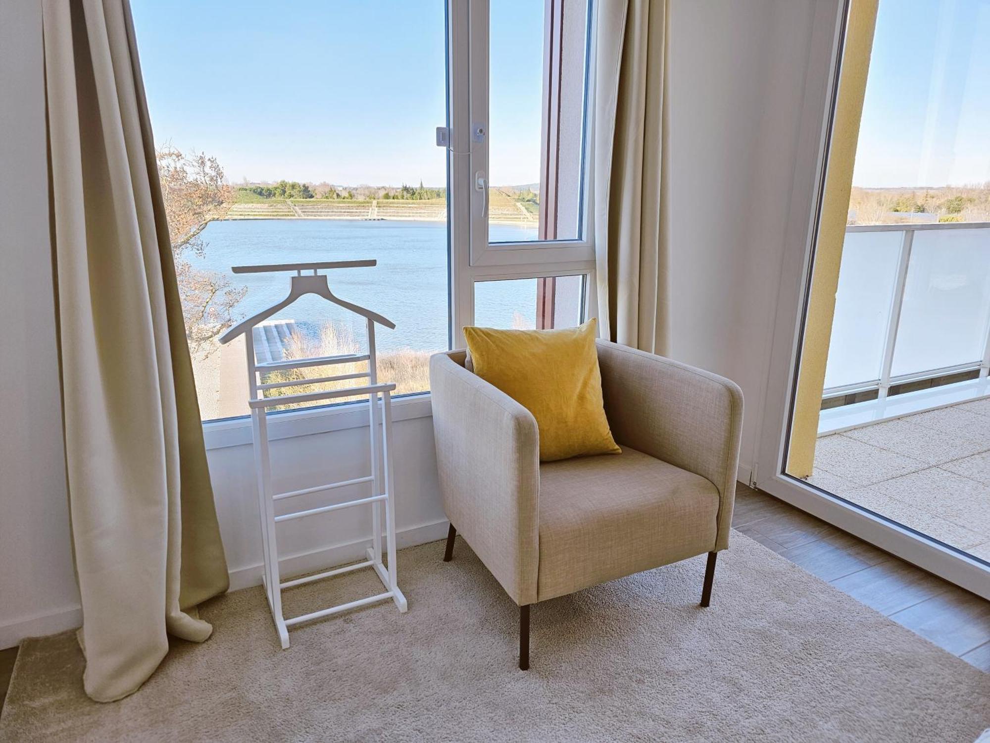 Lakeside Provence - Appartement Classe 4 Etoiles, Vue Sur Le Lac, Parking Sous-Sol, Double Clim มงโตซ์ ภายนอก รูปภาพ