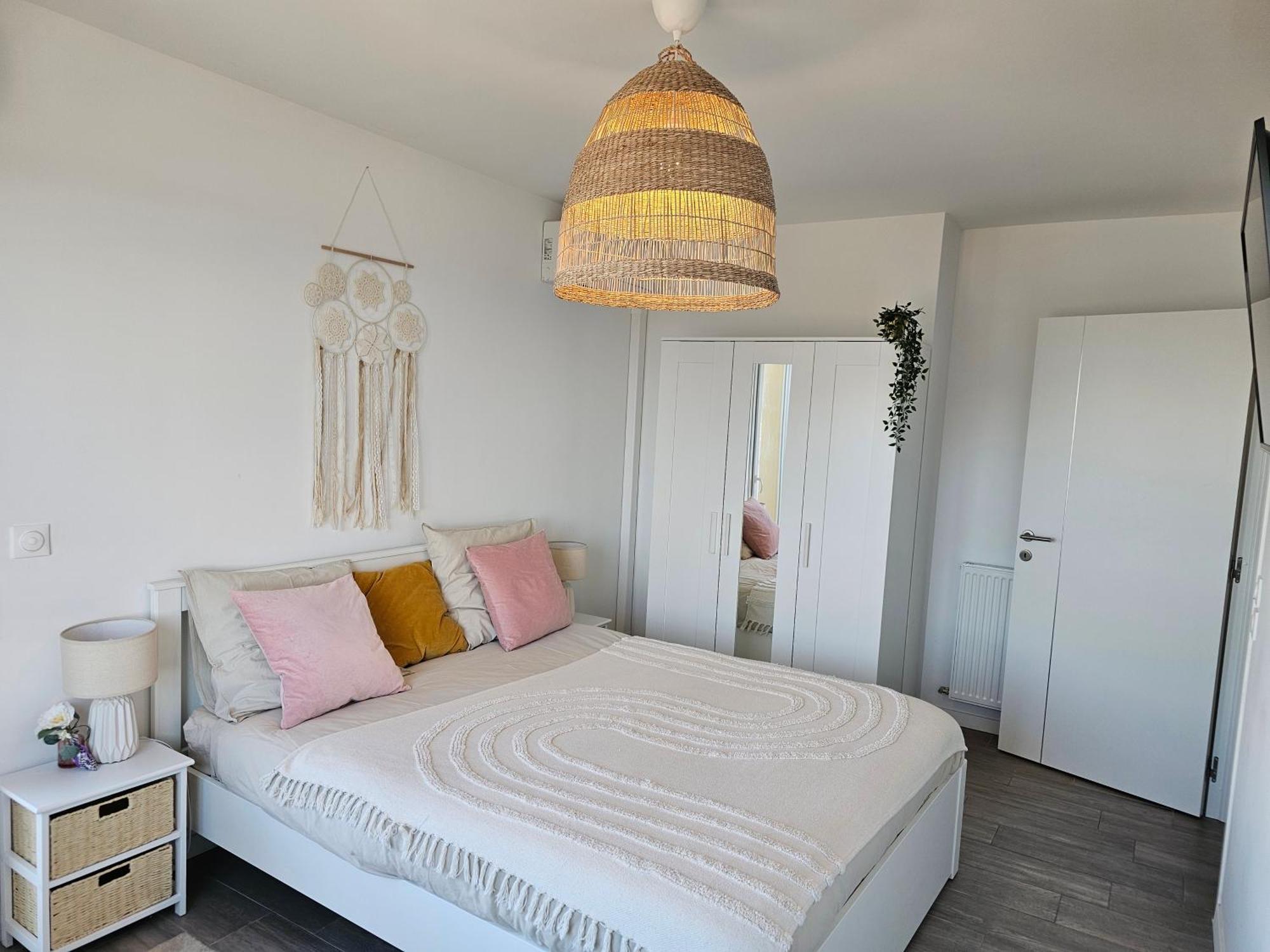 Lakeside Provence - Appartement Classe 4 Etoiles, Vue Sur Le Lac, Parking Sous-Sol, Double Clim มงโตซ์ ภายนอก รูปภาพ
