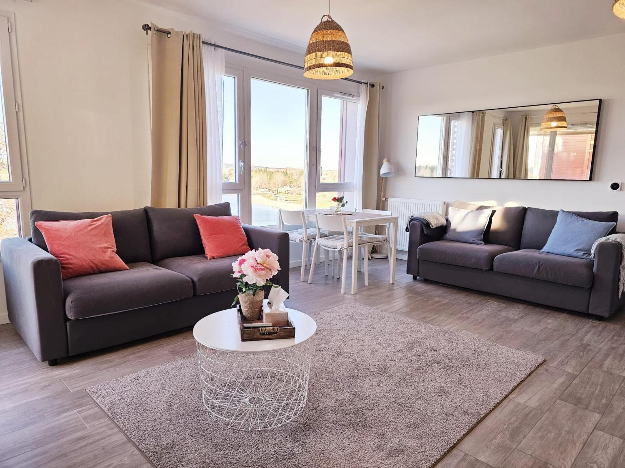 Lakeside Provence - Appartement Classe 4 Etoiles, Vue Sur Le Lac, Parking Sous-Sol, Double Clim มงโตซ์ ภายนอก รูปภาพ
