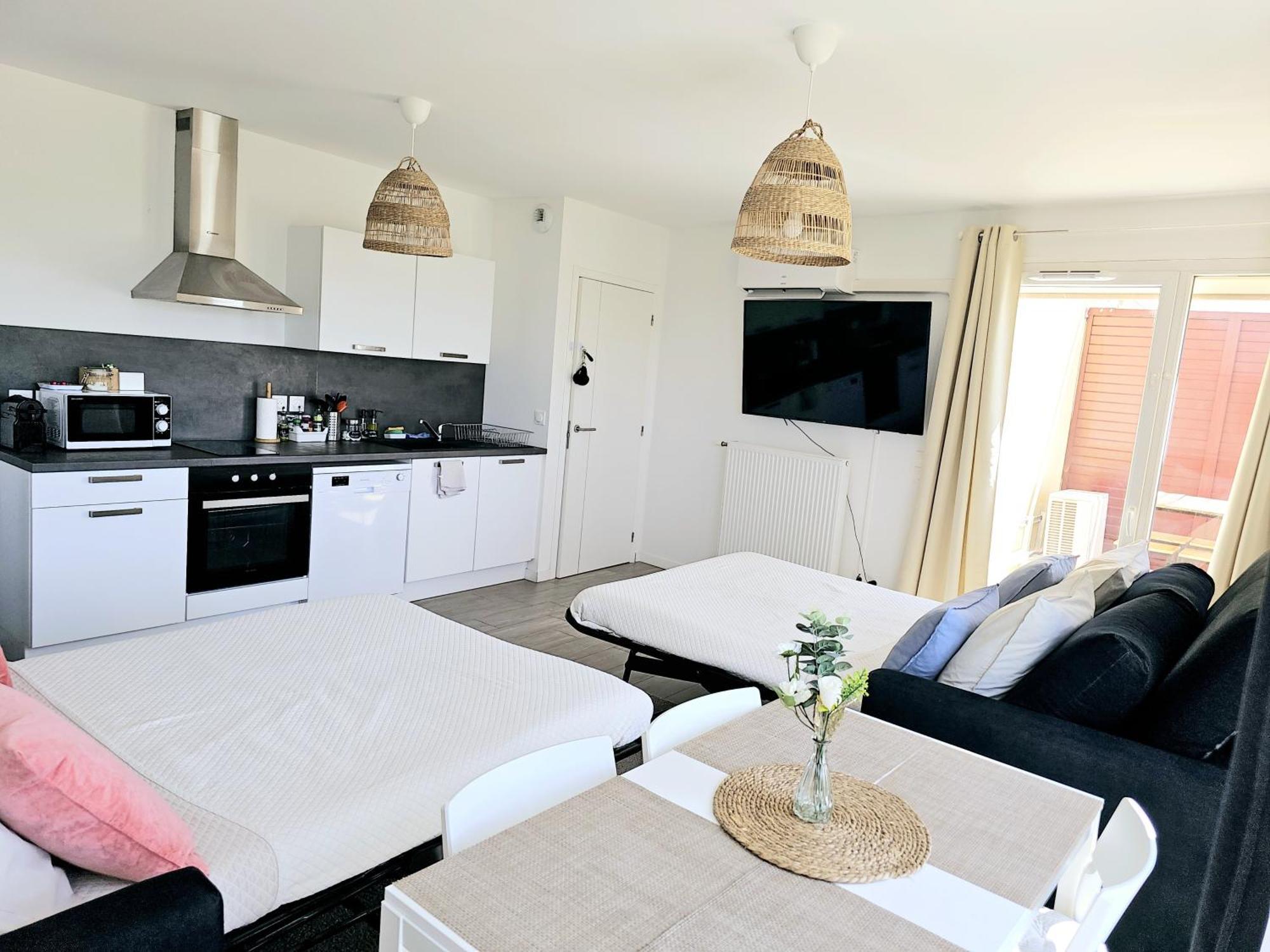 Lakeside Provence - Appartement Classe 4 Etoiles, Vue Sur Le Lac, Parking Sous-Sol, Double Clim มงโตซ์ ภายนอก รูปภาพ