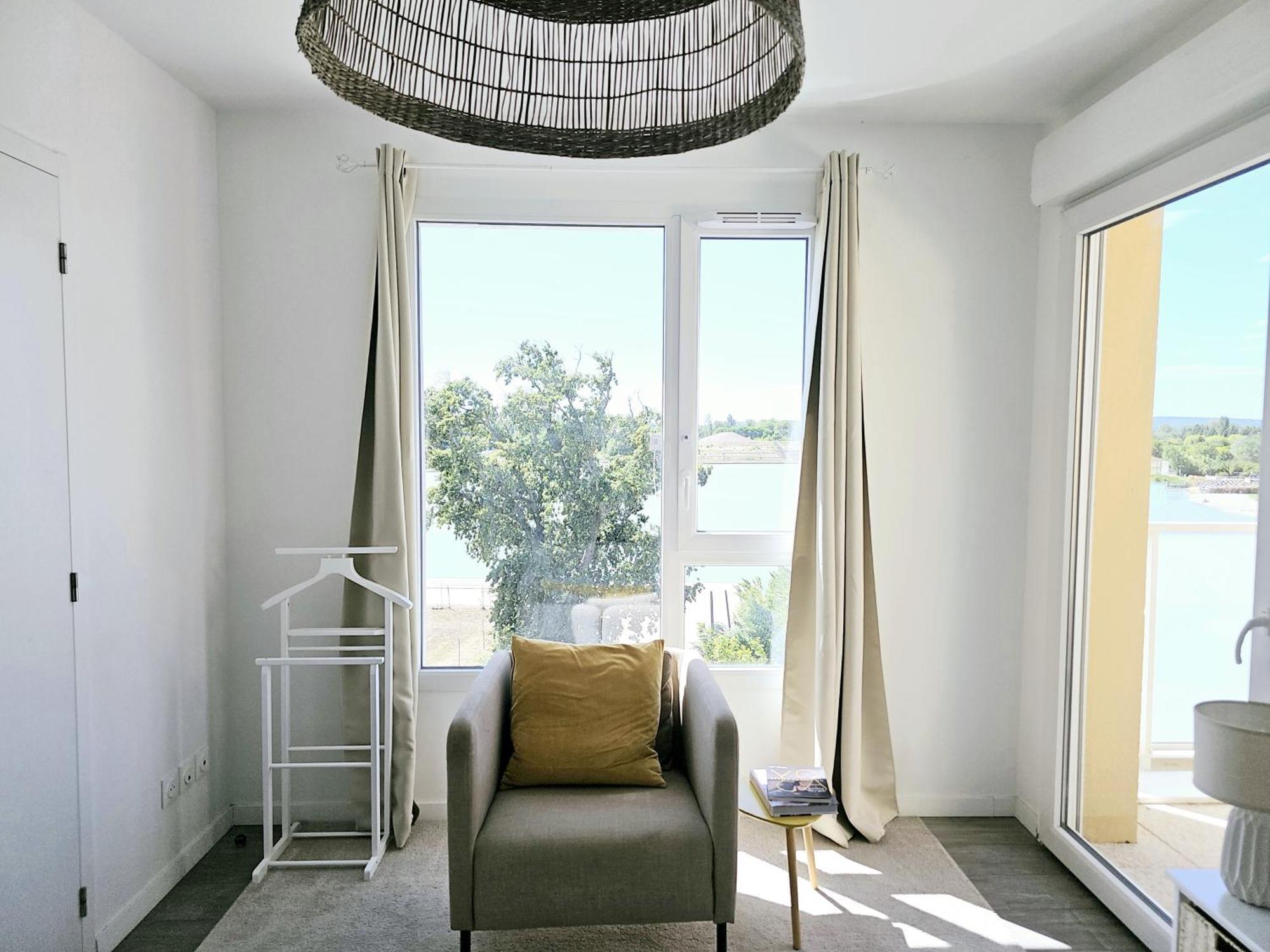 Lakeside Provence - Appartement Classe 4 Etoiles, Vue Sur Le Lac, Parking Sous-Sol, Double Clim มงโตซ์ ภายนอก รูปภาพ