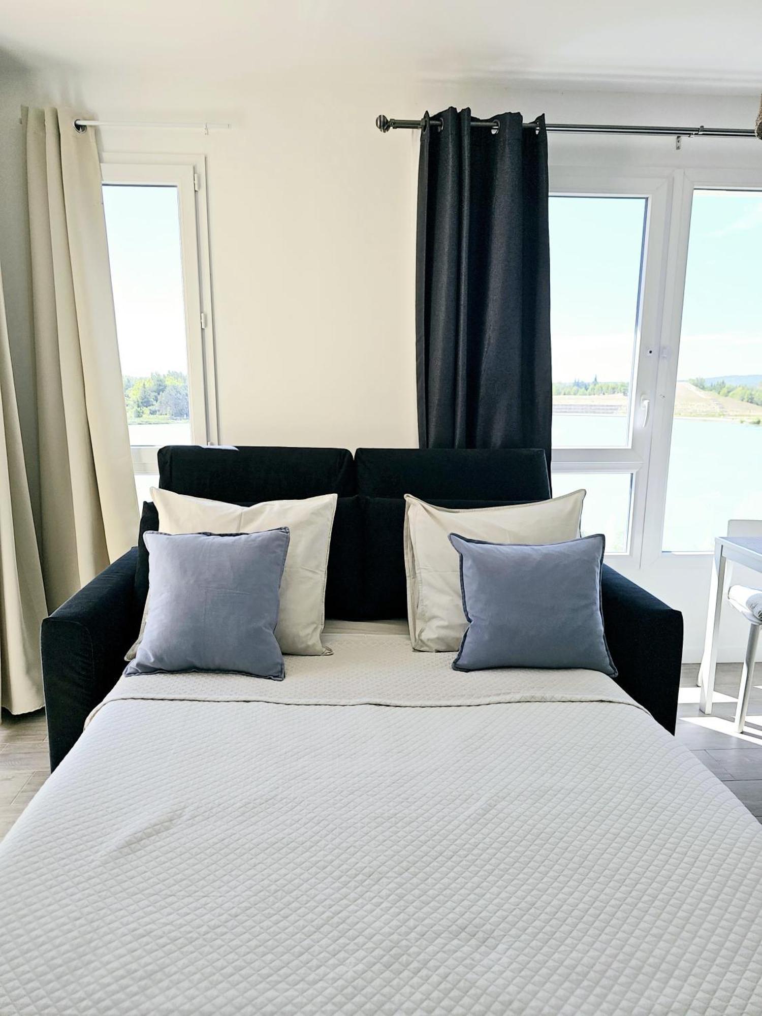 Lakeside Provence - Appartement Classe 4 Etoiles, Vue Sur Le Lac, Parking Sous-Sol, Double Clim มงโตซ์ ภายนอก รูปภาพ