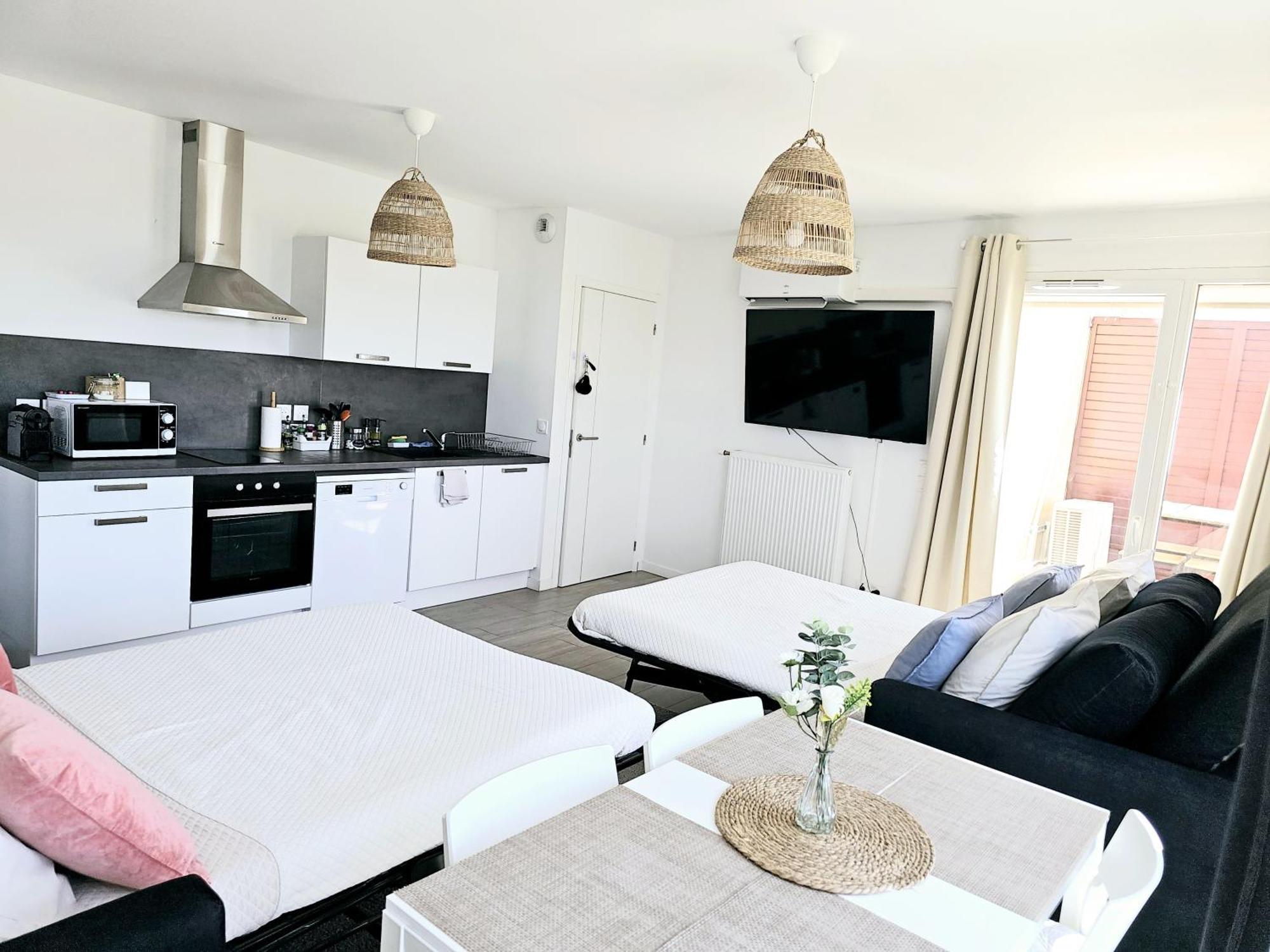 Lakeside Provence - Appartement Classe 4 Etoiles, Vue Sur Le Lac, Parking Sous-Sol, Double Clim มงโตซ์ ภายนอก รูปภาพ